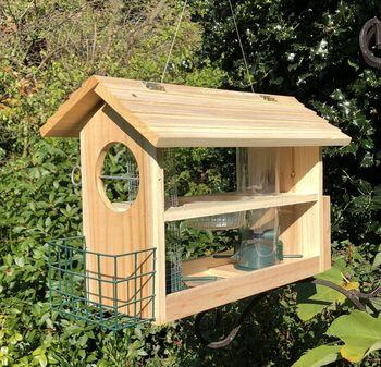 Banquet-Bird-Feeder