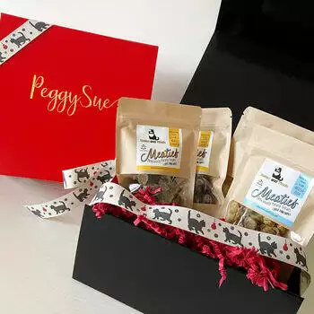 Kelso & Titch Personalised Christmas Cat Hamper